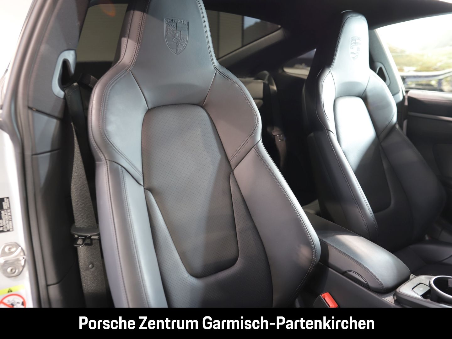 Porsche 992 911 Carrera 4S 360 Kamera LenkradHZG Memory