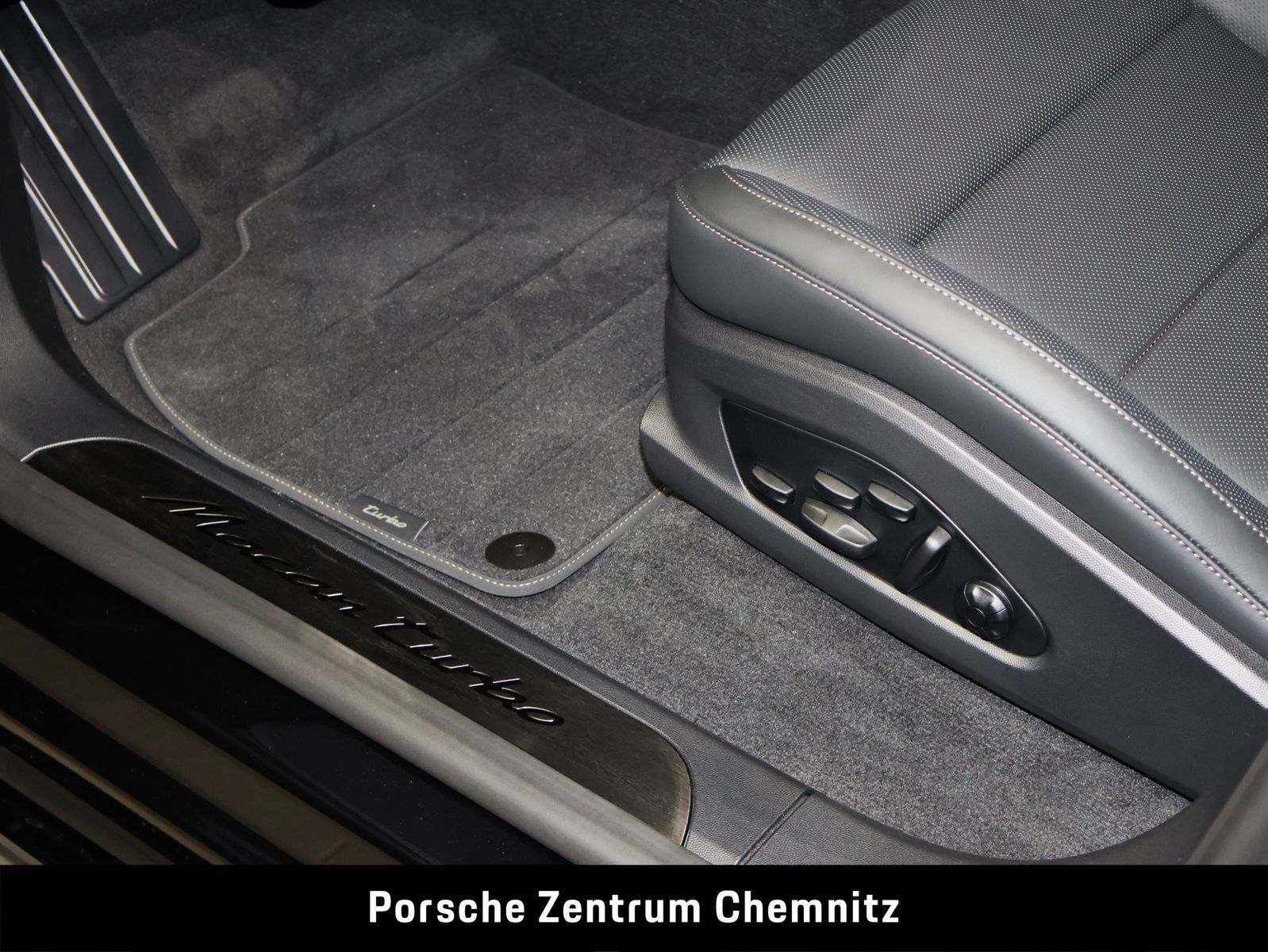 Porsche Macan Turbo Sport-Chrono;AHZV;4-Zonen Klima;Sitz