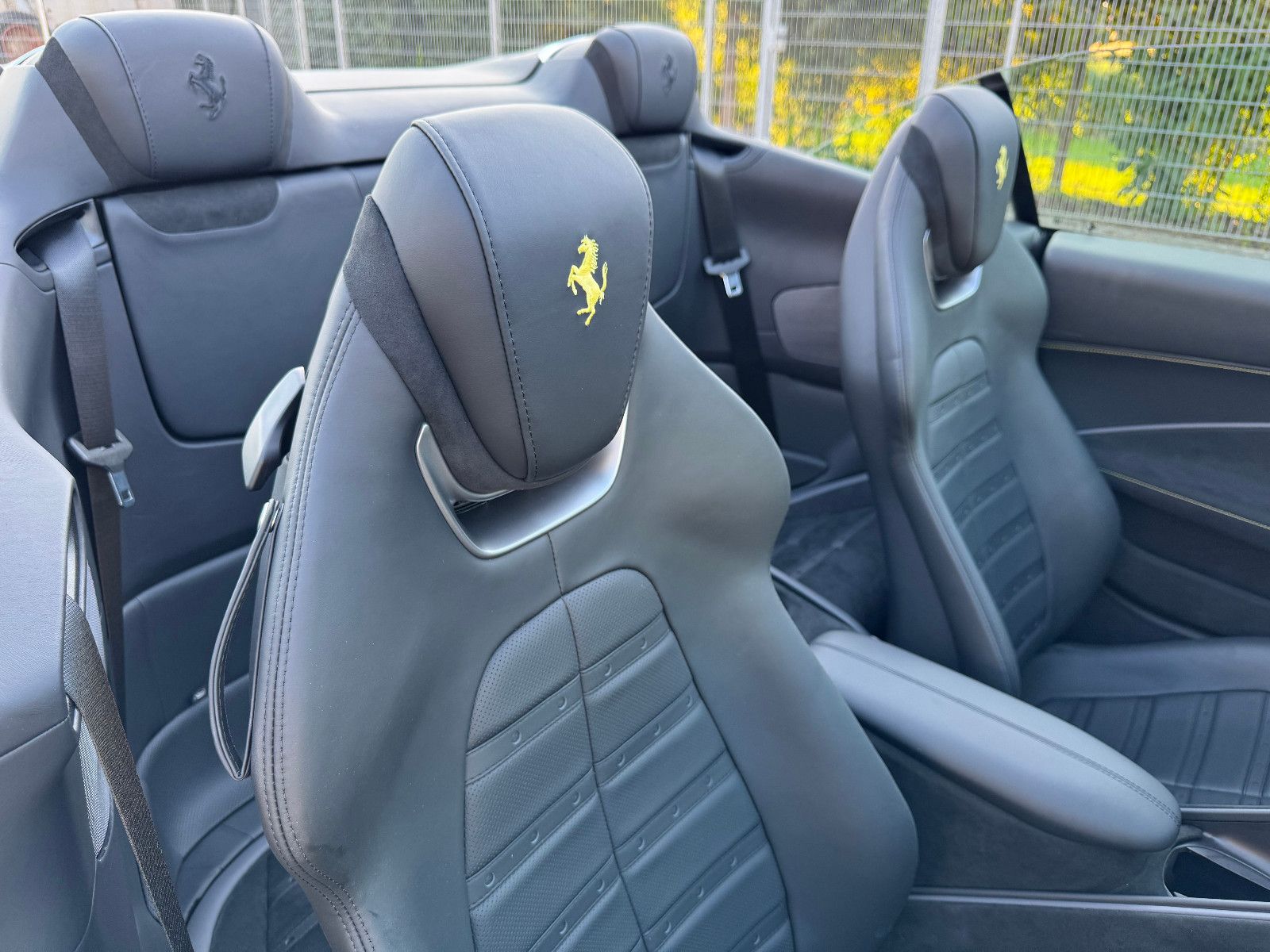 Ferrari Roma Spider - Samsaru's Car Outlet