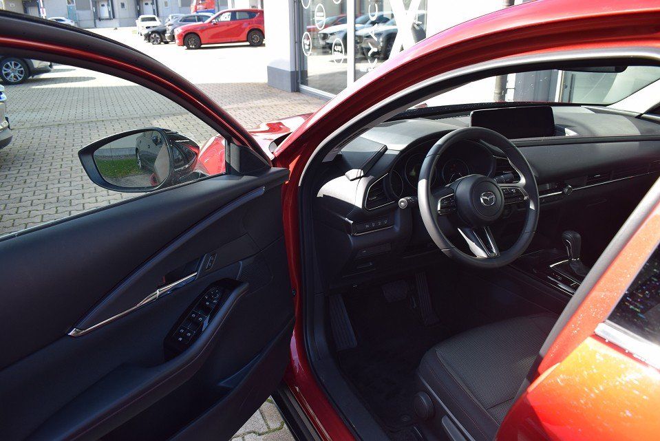 Mazda CX-30 2.5 140PS 6AG Homura Voll-LED Navi Kamera