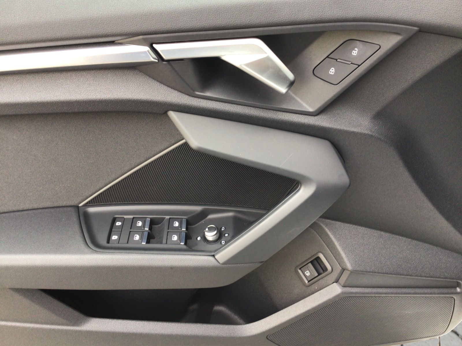 Audi A3 Sportback S line 45 TFSIe S tronic NAV/LED/SH