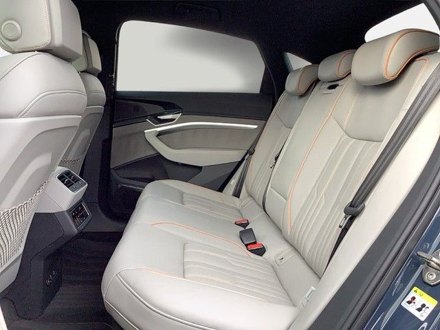 Audi Q8 Sportback e-tron 55 quattro S-line Matrix LED