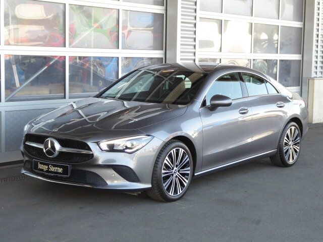Mercedes-Benz CLA 180 Coupé Progressive - Samsaru's Car Outlet