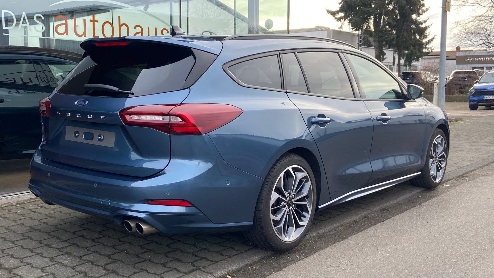Ford Focus Turnier ST-Line X, Styling*PANO*Matrix-LED