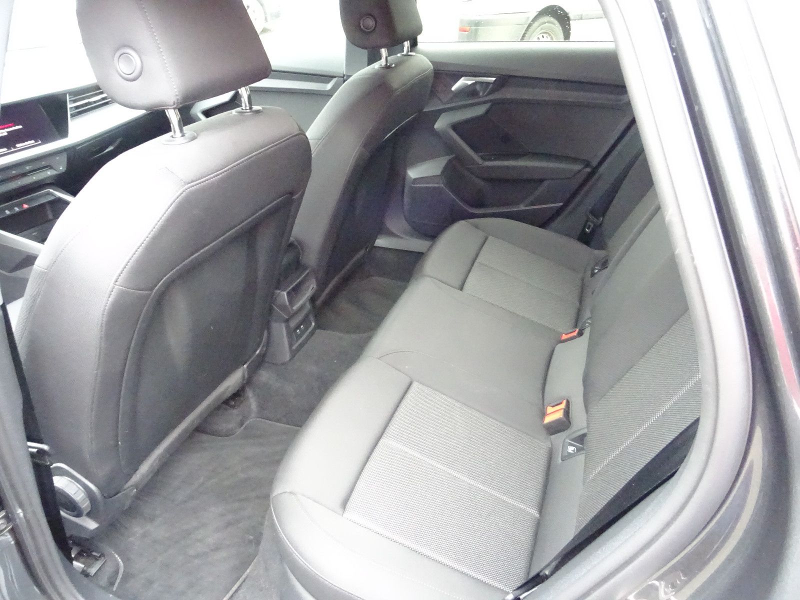 Audi A3 Sportback 30 TFSI S line Navi LED SHZ Virtual