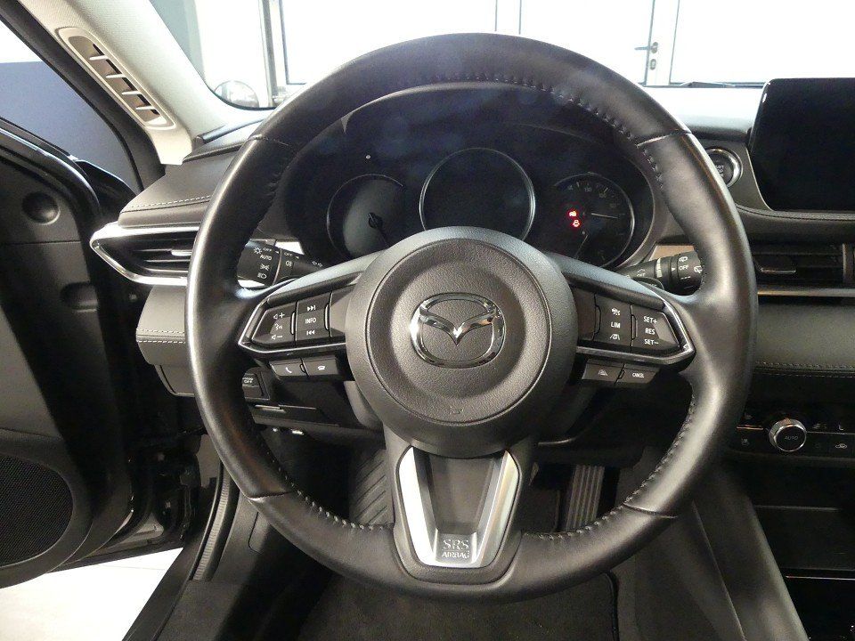 Mazda 6 2.0 Exclusive Line - LED - 1. Hand - HU neu -