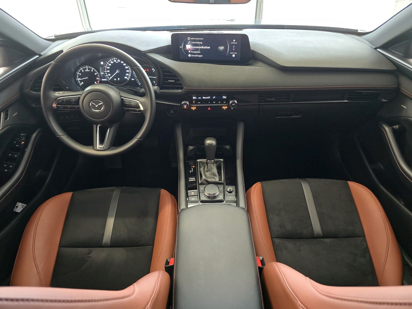 Mazda 3 Lim. 5-trg. Nagisa FWD 2.5l 140ps*HUD*RFK*BOSE