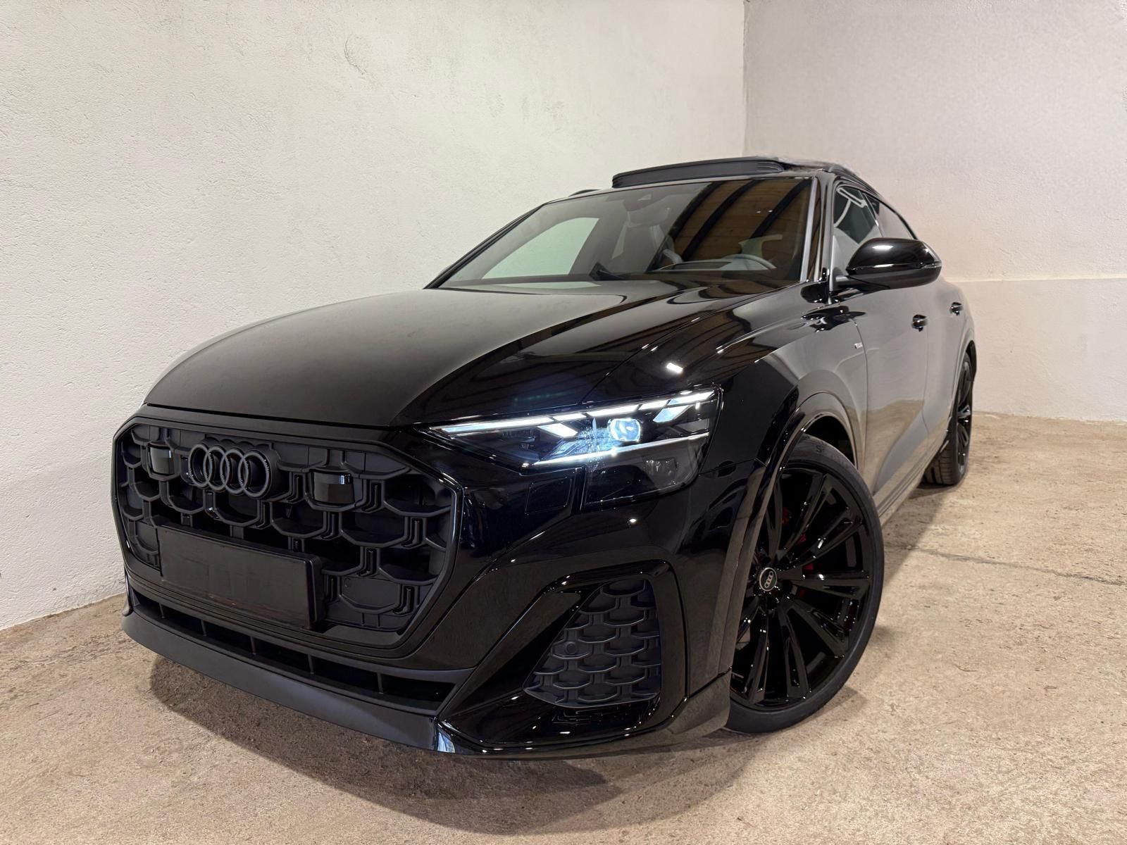 Audi Q8 50 TDI quattro - Samsaru's Car Outlet