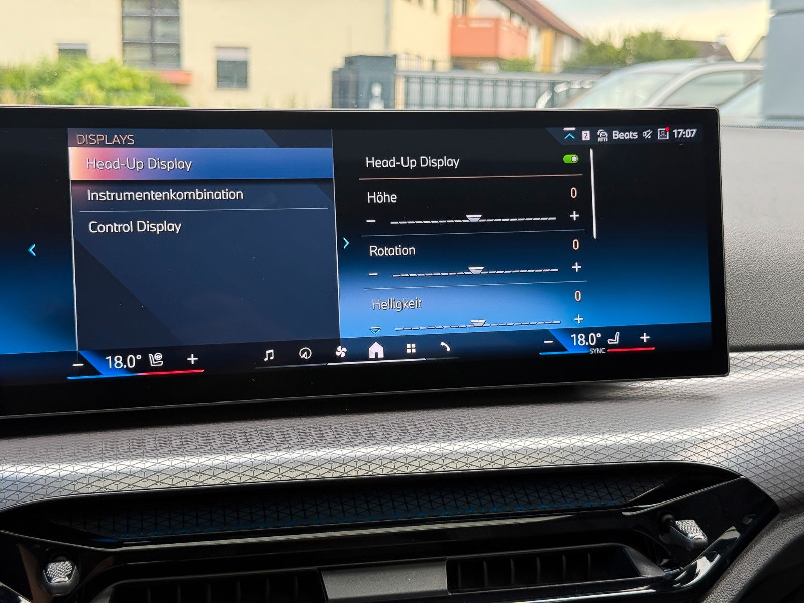 BMW 320d xD M Sport pro HuD Pano hifi StHzg memory