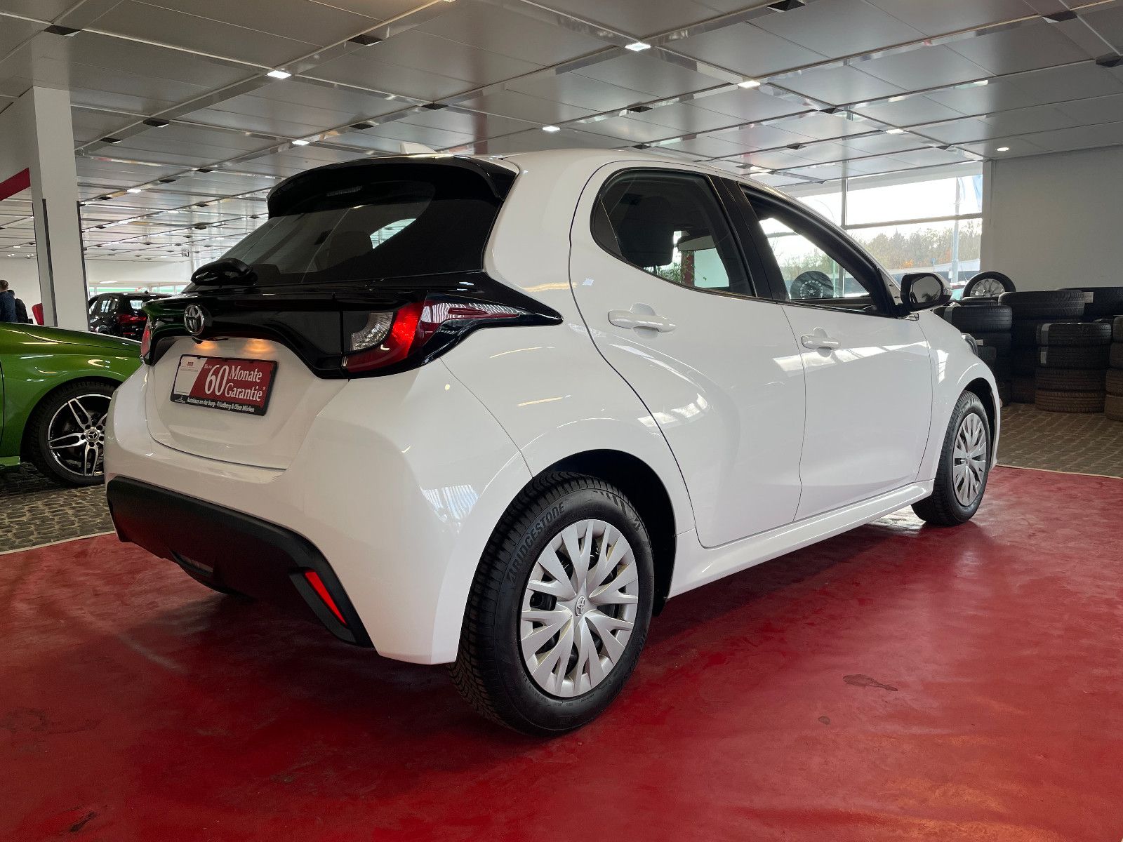 Toyota Yaris Comfort - Samsaru's Car Outlet