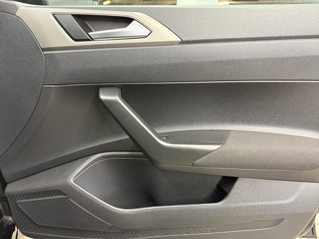 Volkswagen Polo VI 1.0 TSI Comfortline - Samsaru's Car Outlet