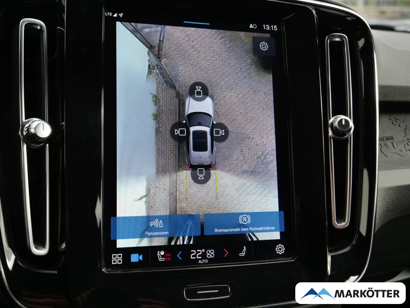 Volvo XC40 P8 Pure Electric Ultimate AHK/STHZ/PANO