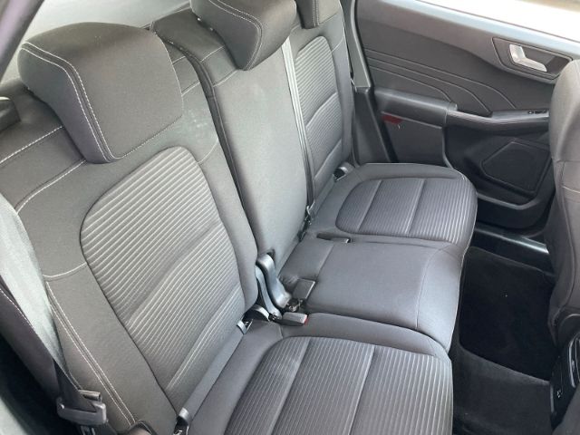 Ford Kuga 2.5 Duratec Hybrid FHEV Titanium - Samsaru's Car Outlet