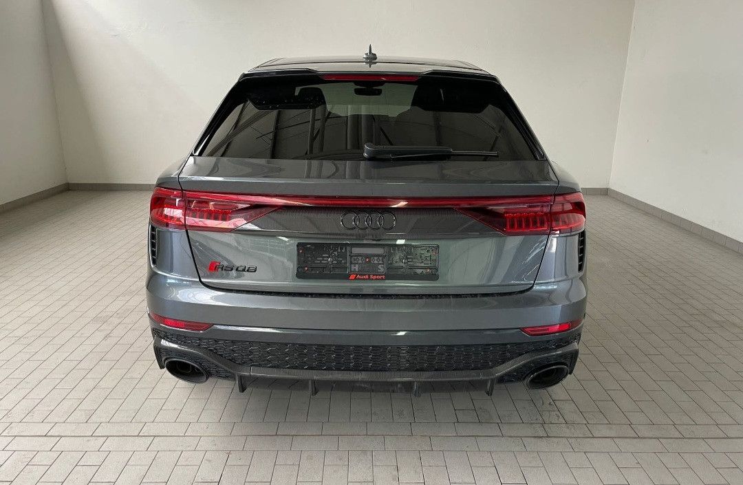 Audi RSQ8 KERAMIK-HEAD UP-CARBONPAKET-RS SPORTABGAS