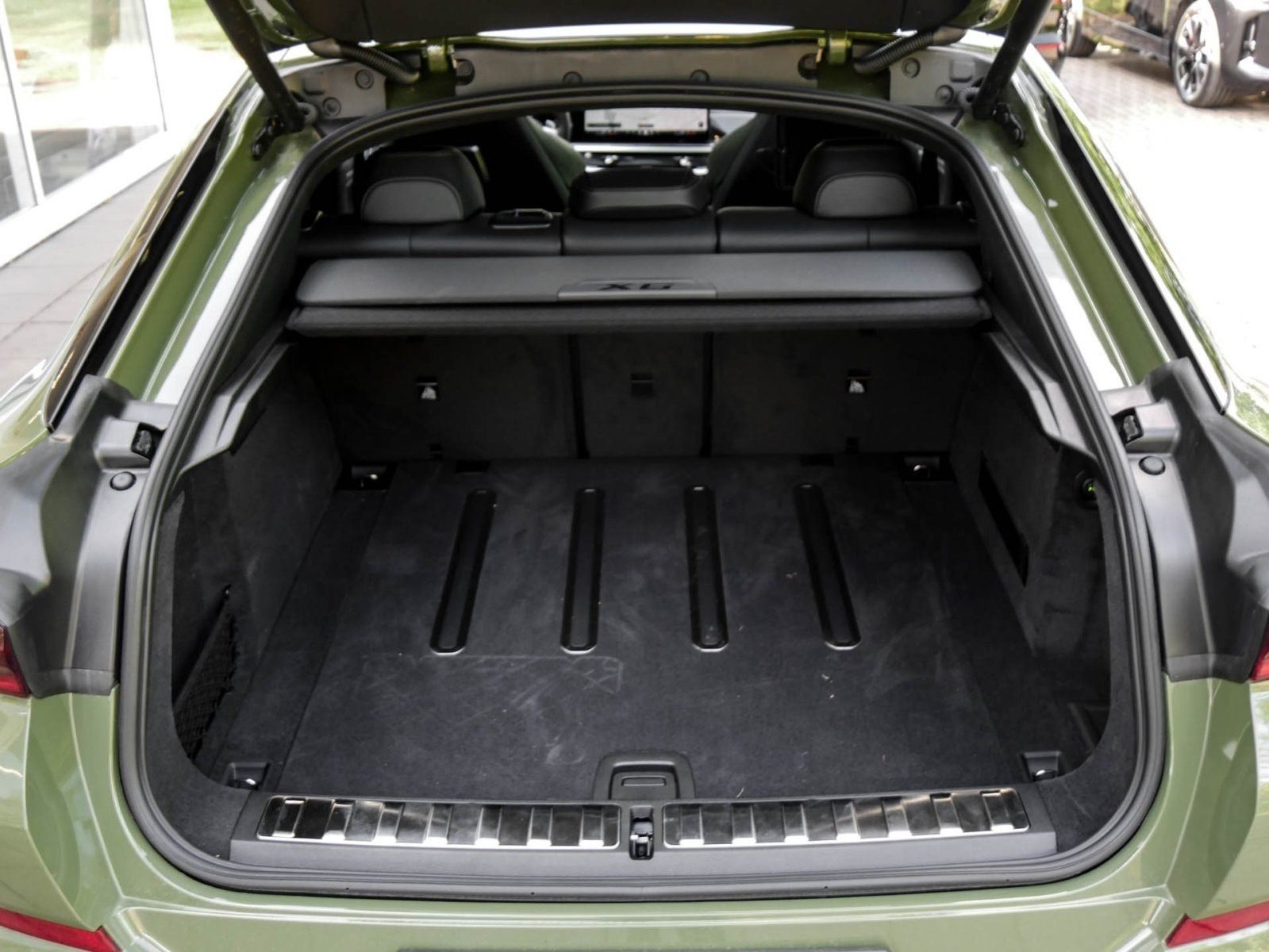 BMW X6 xDrive40d Indiv. M Sport + PanoSkyLo. + B/W +