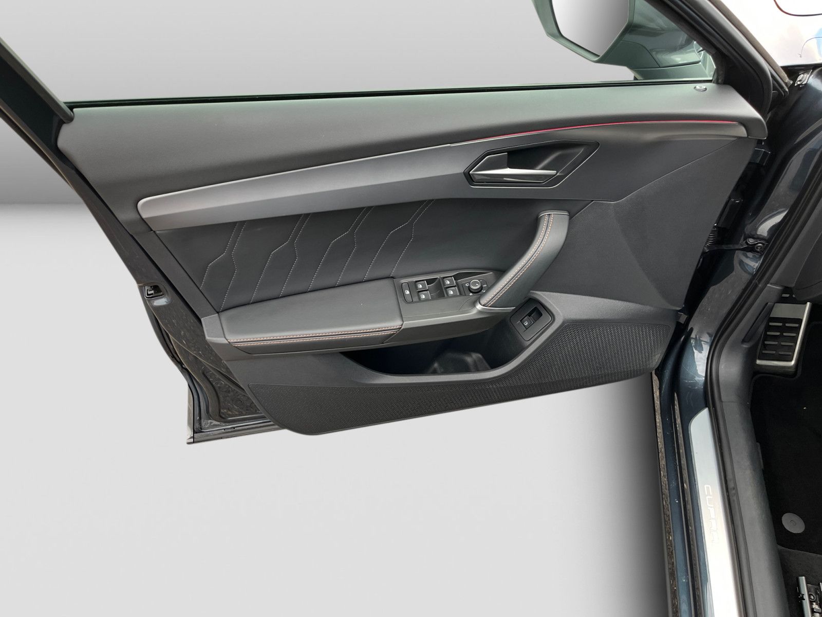 Cupra Formentor 1.4 e-HYBRID DSG VZ LED Navi AHK ACC