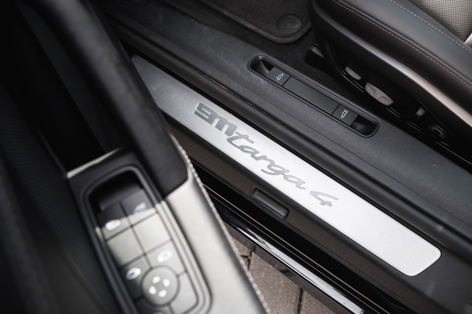 Porsche 992/911 Targa 4-Lift-LED-Approved-BOSE