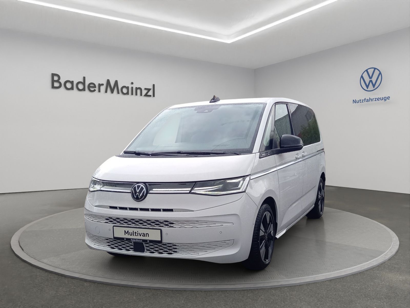 Volkswagen Multivan Style 2.0 l 150 kW TSI OPF 7-Gang-DSG R - Samsaru's Car Outlet