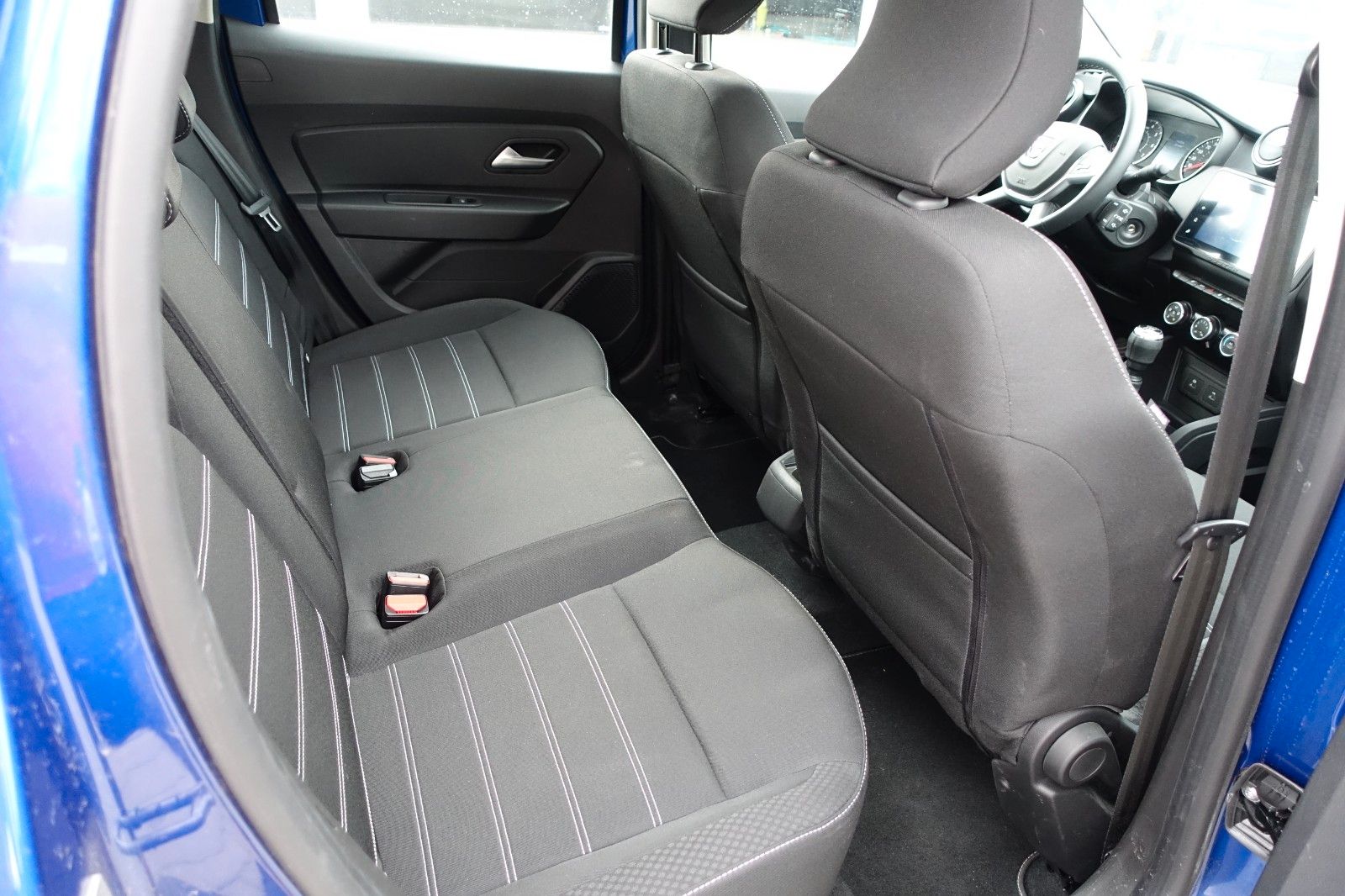 Dacia Duster 1.0TCe 100 ECO-G 2WD Comfort" → "Dacia Duster 1.0TCe 100 ECO-G 2WD Comfort - Samsaru's Car Outlet