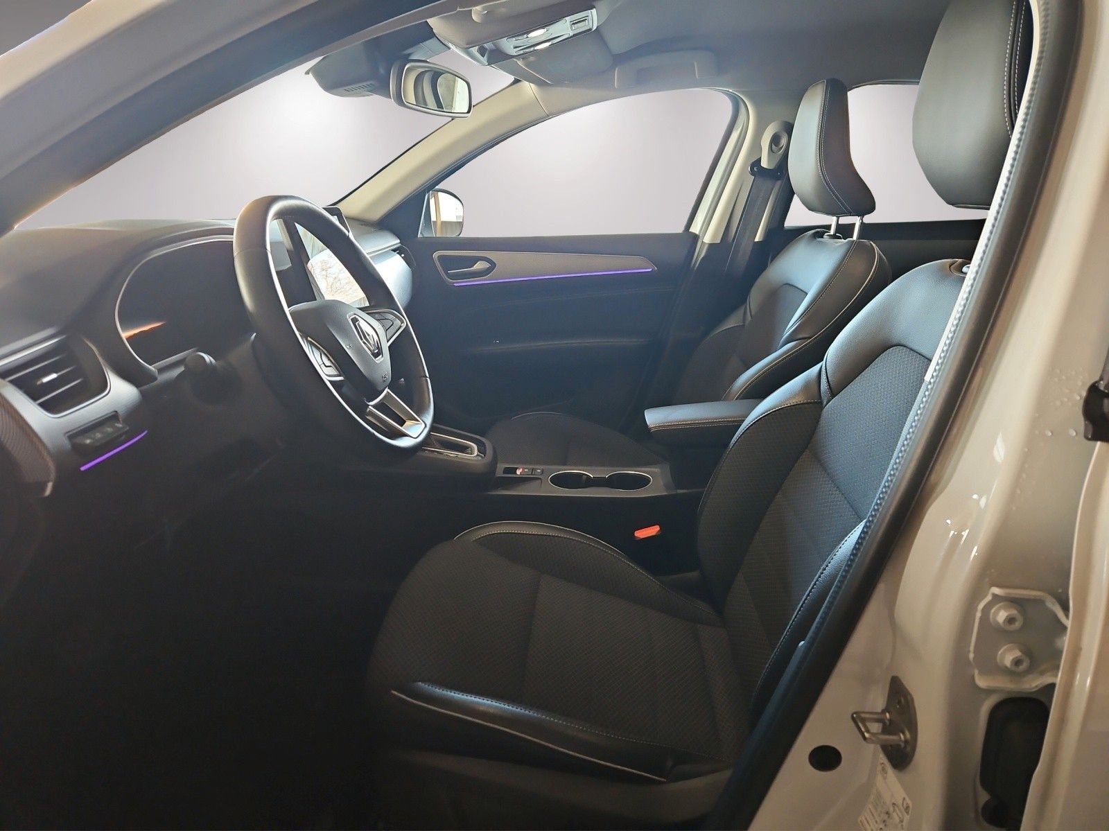 Renault Arkana Techno E-Tech Full Hybrid - Samsaru's Car Outlet