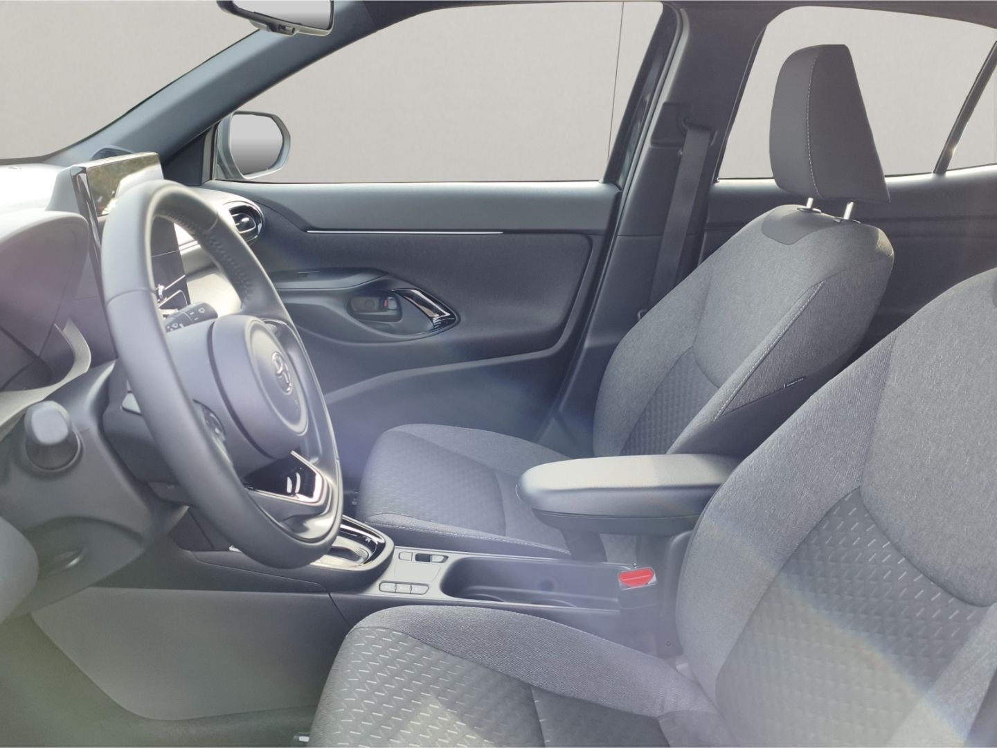 Toyota Yaris Cross Teamplayer+WINTER-P+GJ-RÄDER !!