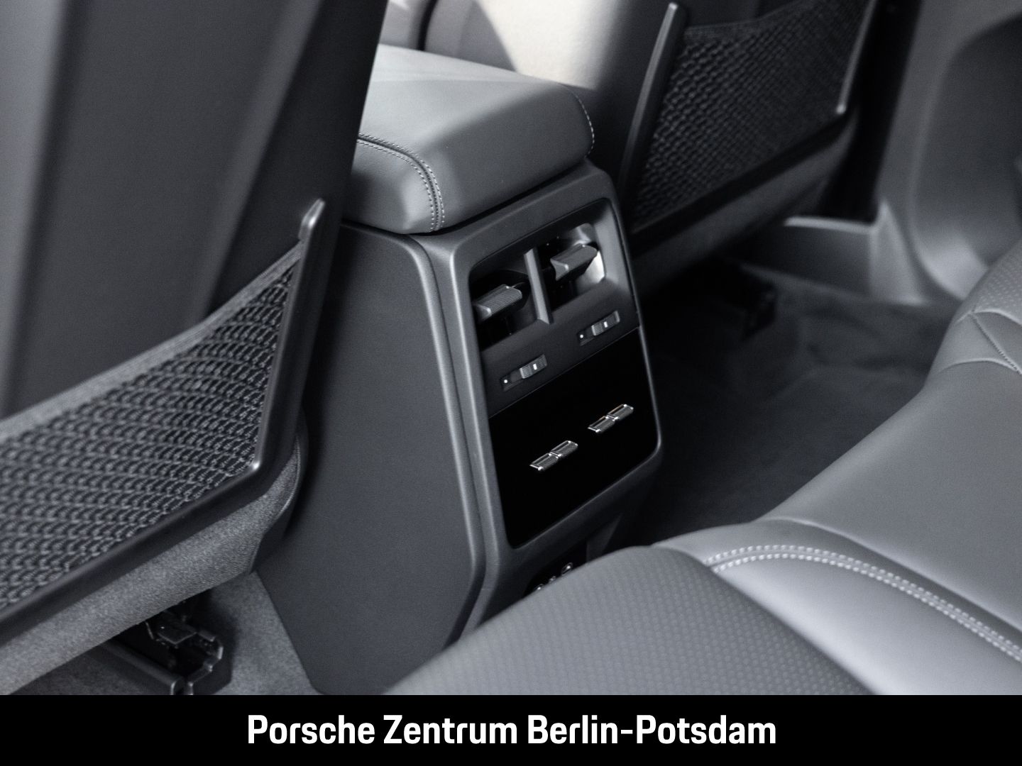 Porsche Macan Turbo InnoDrive Head-Up Sitzbelüftung LED