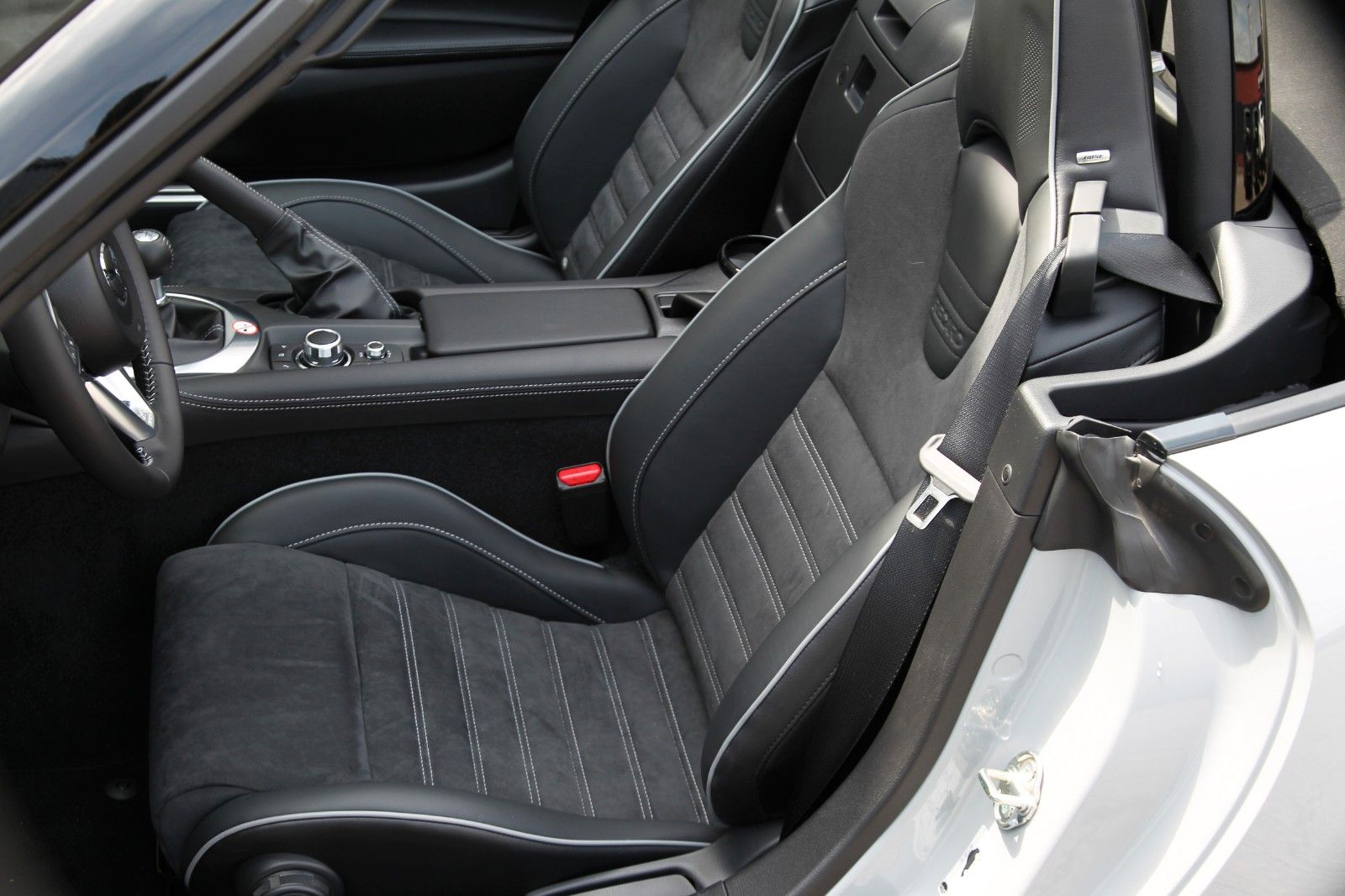 Mazda MX-5 1.5 Homura /Recaro/BOSE/KeyLess/Ma­trix-LED