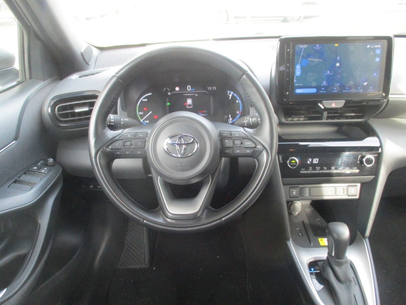 Toyota Yaris Cross Hybrid Team D, Navi, Kamera, SHZ, TW