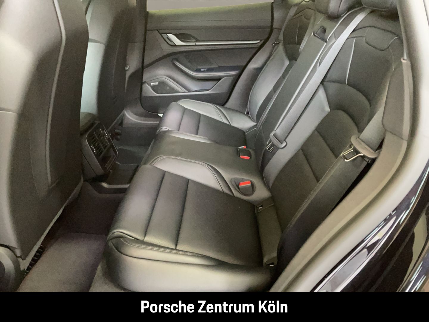 Porsche Taycan 4 Cross Turismo InnoDrive Surround-View