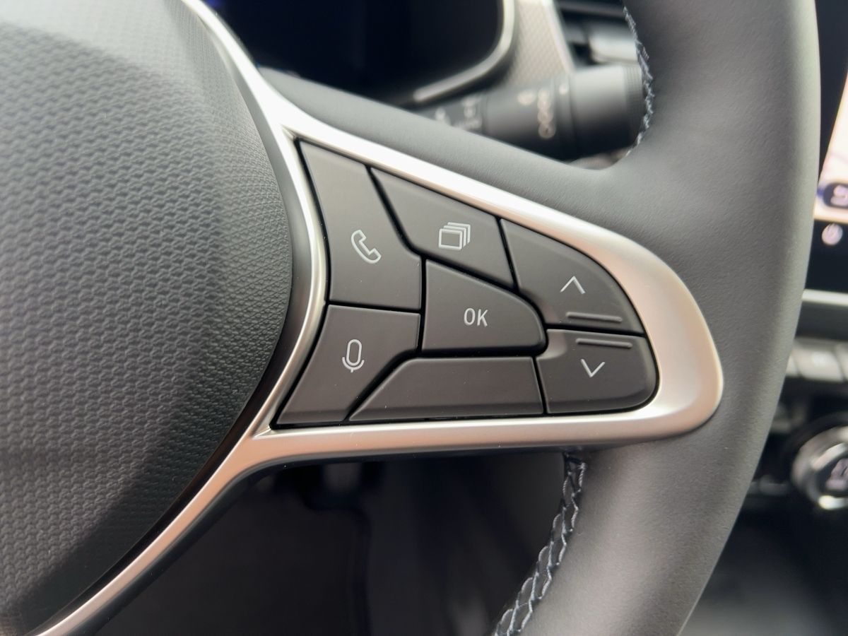 Renault Arkana TECHNO E-Tech Full Hybrid - Samsaru's Car Outlet