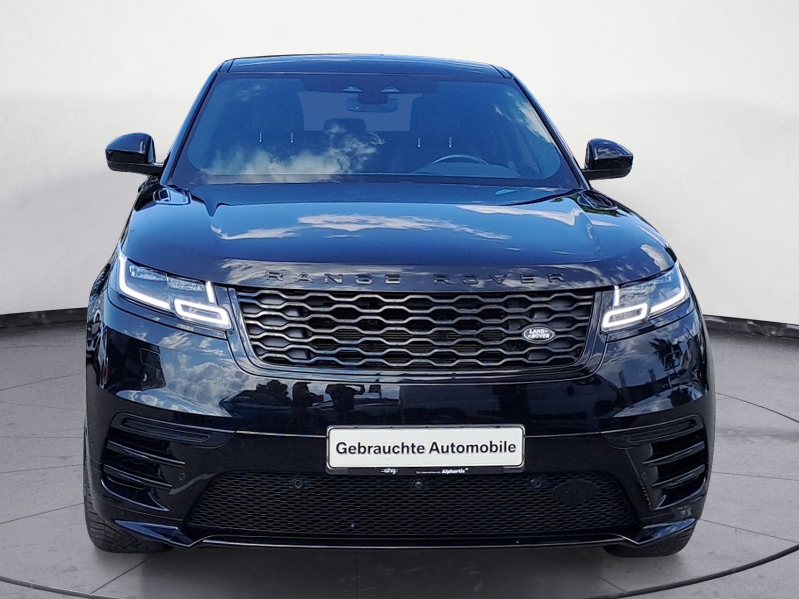 Range Rover Velar P400e R-Dynamic - Samsaru's Car Outlet
