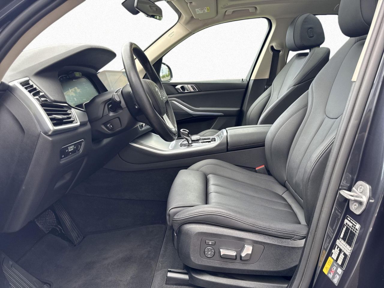 BMW X5 xDrive 45e LivePro,AHK,Pano,St+Go,Luftfed,HUD