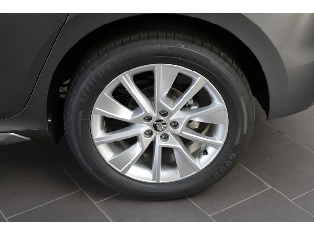 Skoda Kamiq 1.0 TSI Style - Samsaru's Car Outlet