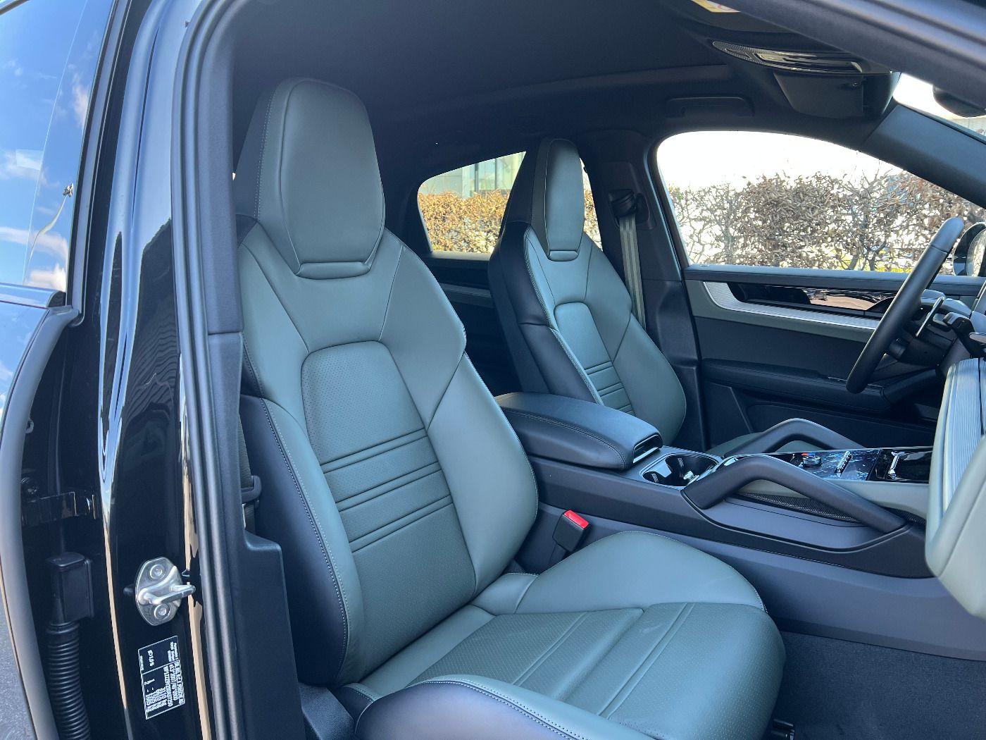 Porsche Cayenne E-Hybrid Coupe | Luftfederung | AHK |