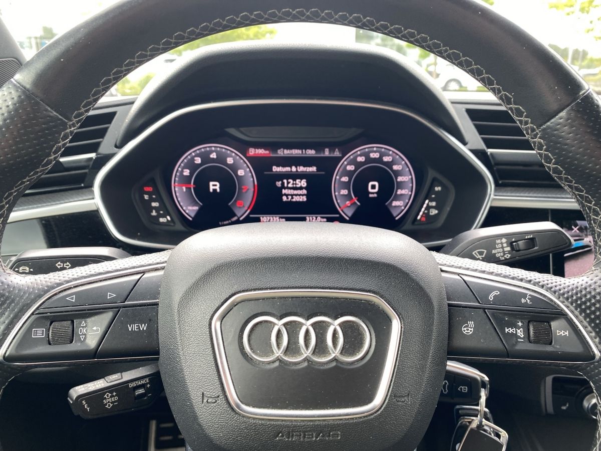 Audi Q3 S-line 45 TFSi qu. - Samsaru's Car Outlet