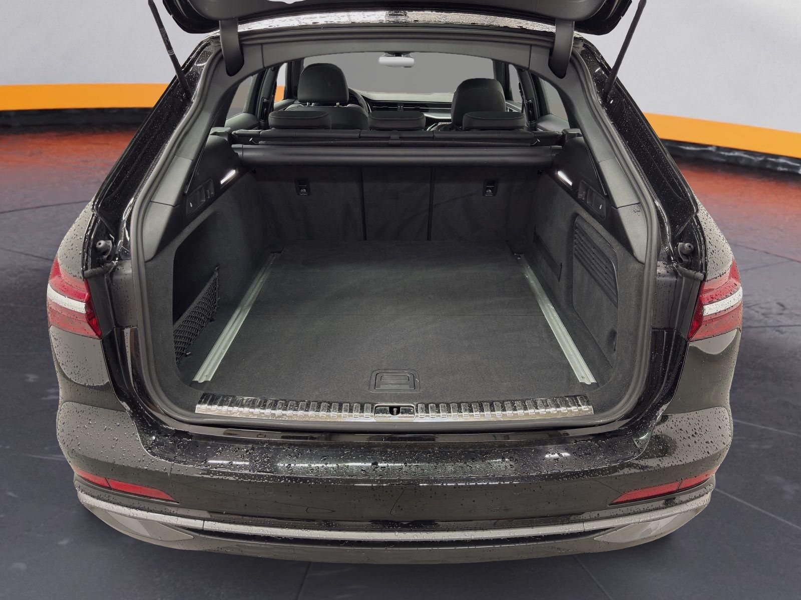 Audi A6 Avant 55 TFSI Q S LINE - Samsaru's Car Outlet