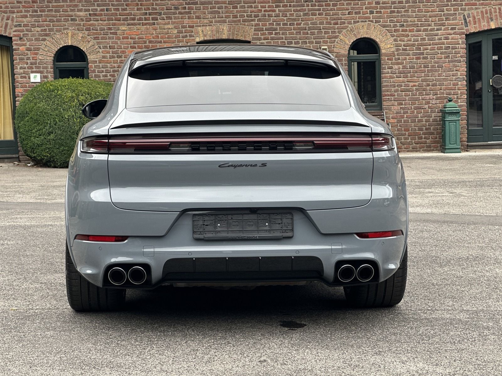 Porsche Cayenne S  Coupe SPORTDESIGN-ABGAS*BOSE*HD MATRI