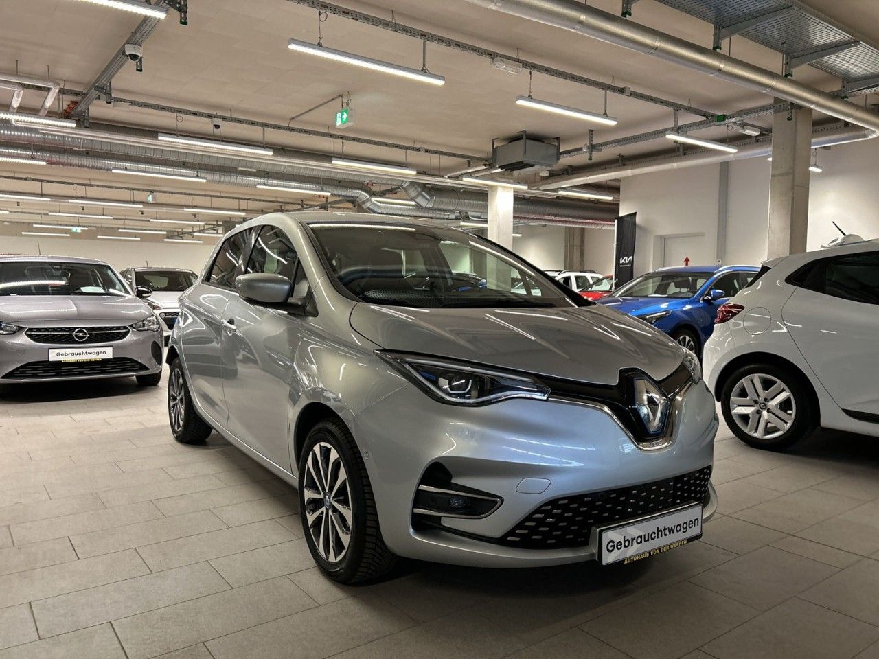 Renault Zoe Intens - Samsaru's Car Outlet