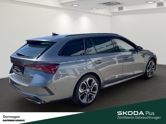 Skoda Octavia Combi RS - Samsaru's Car Outlet