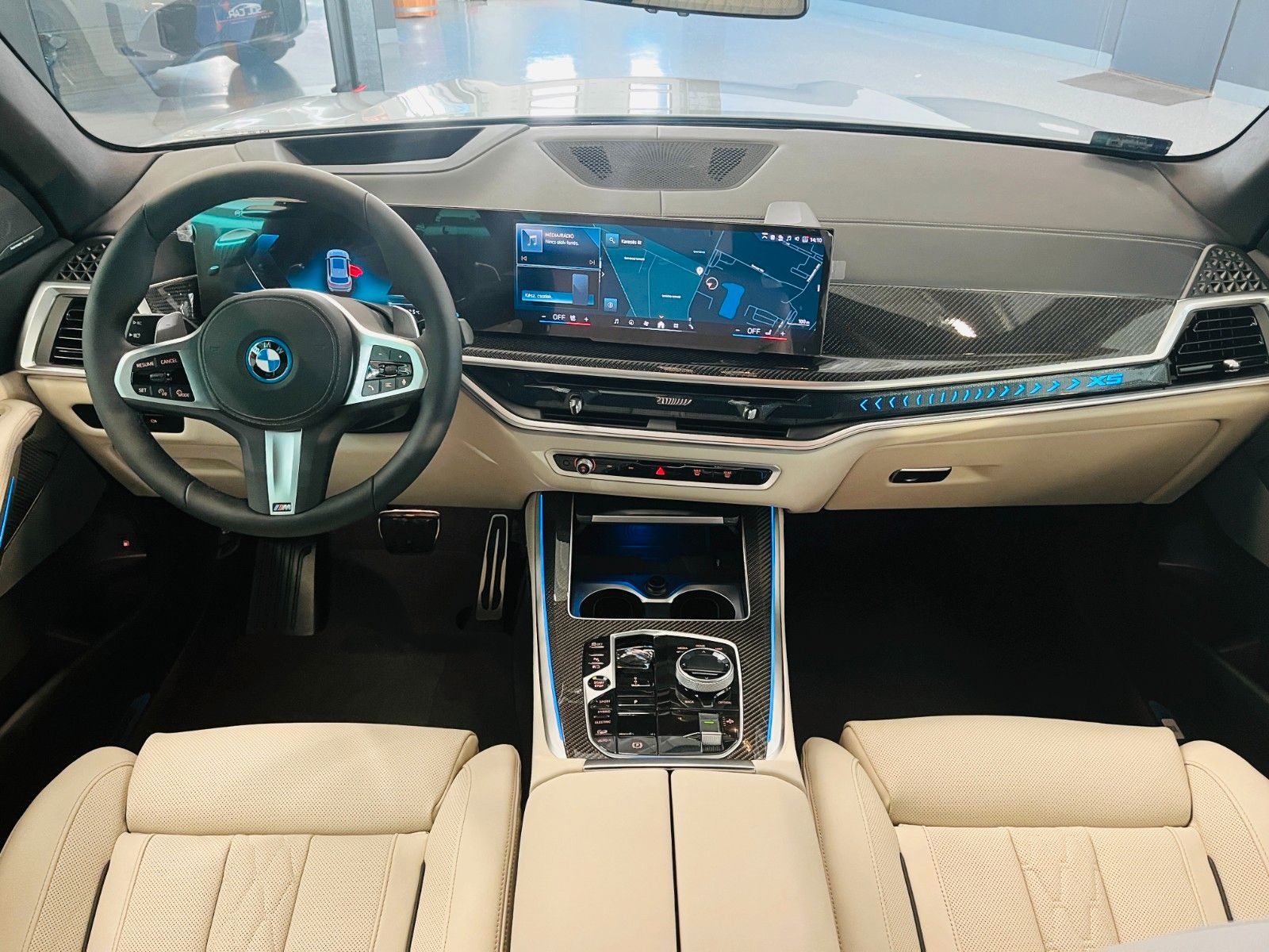 BMW X5 50 e xDrive M Sport / PANO/HARMAN/360KAMERA
