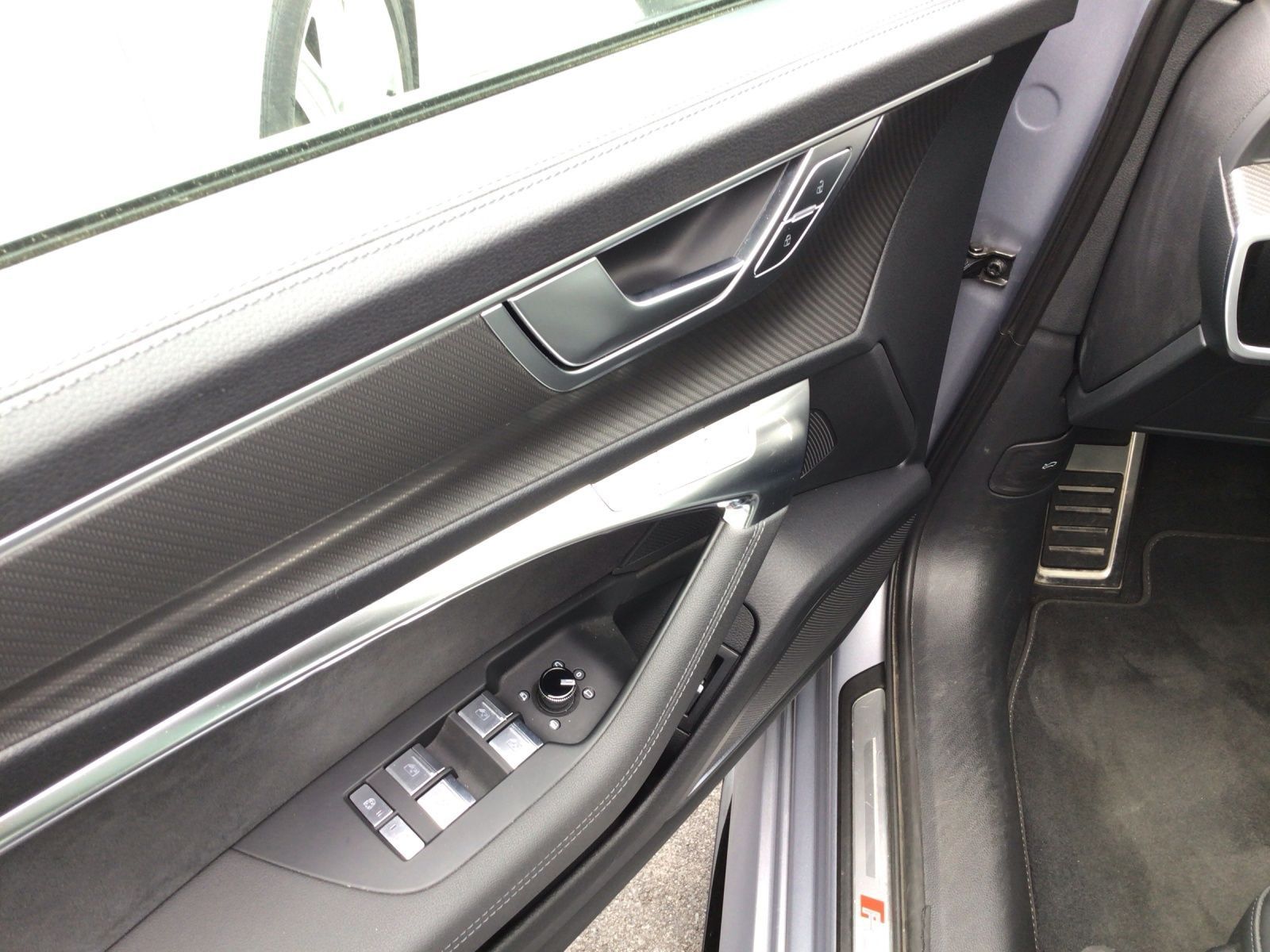 Audi RS6 Avant TFSI Q BuO 305km/h PANO RS-AGA