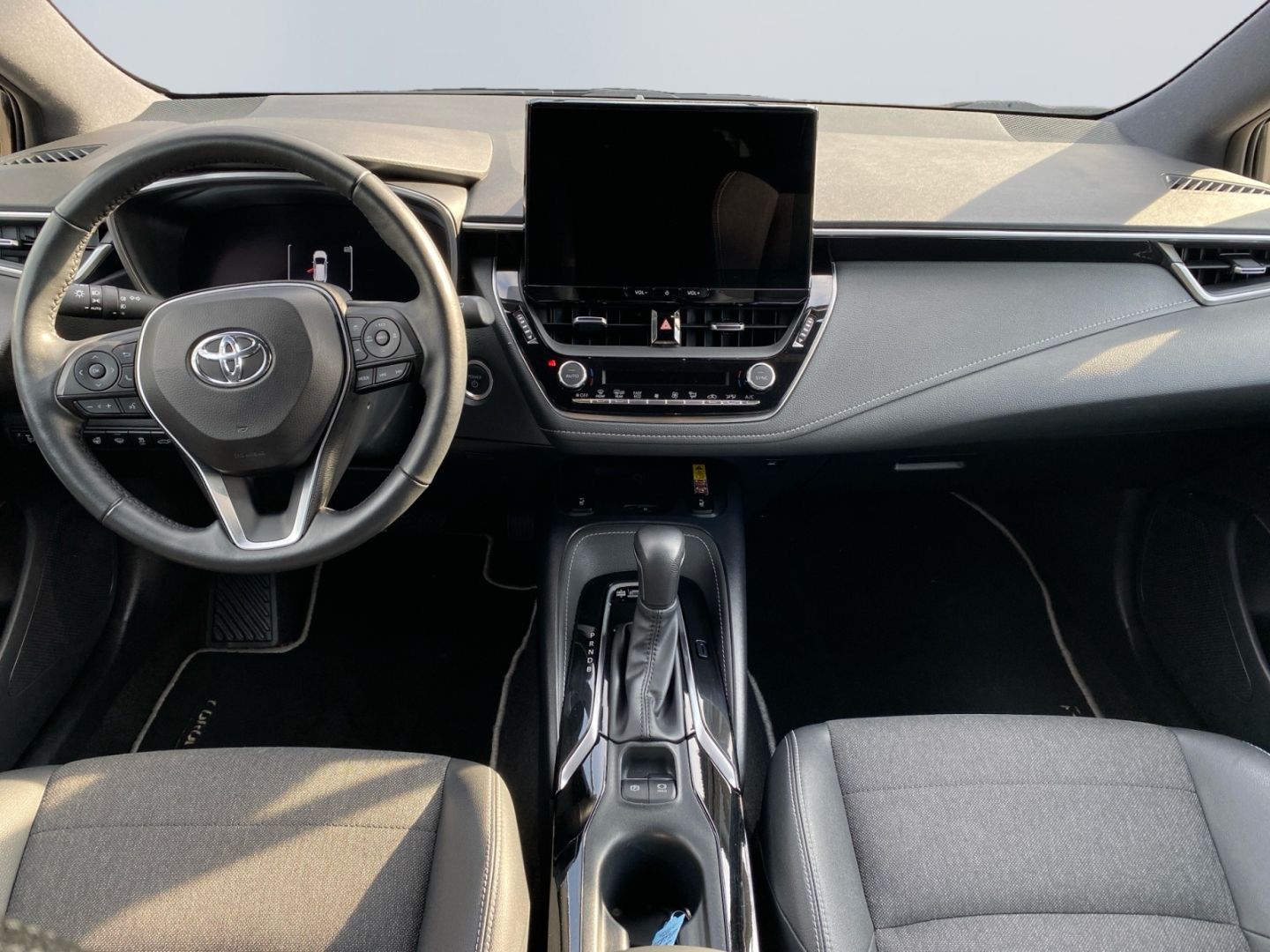Toyota Corolla 1.8 Hybrid TS Team D *Bi-LED*el Heck*CAM