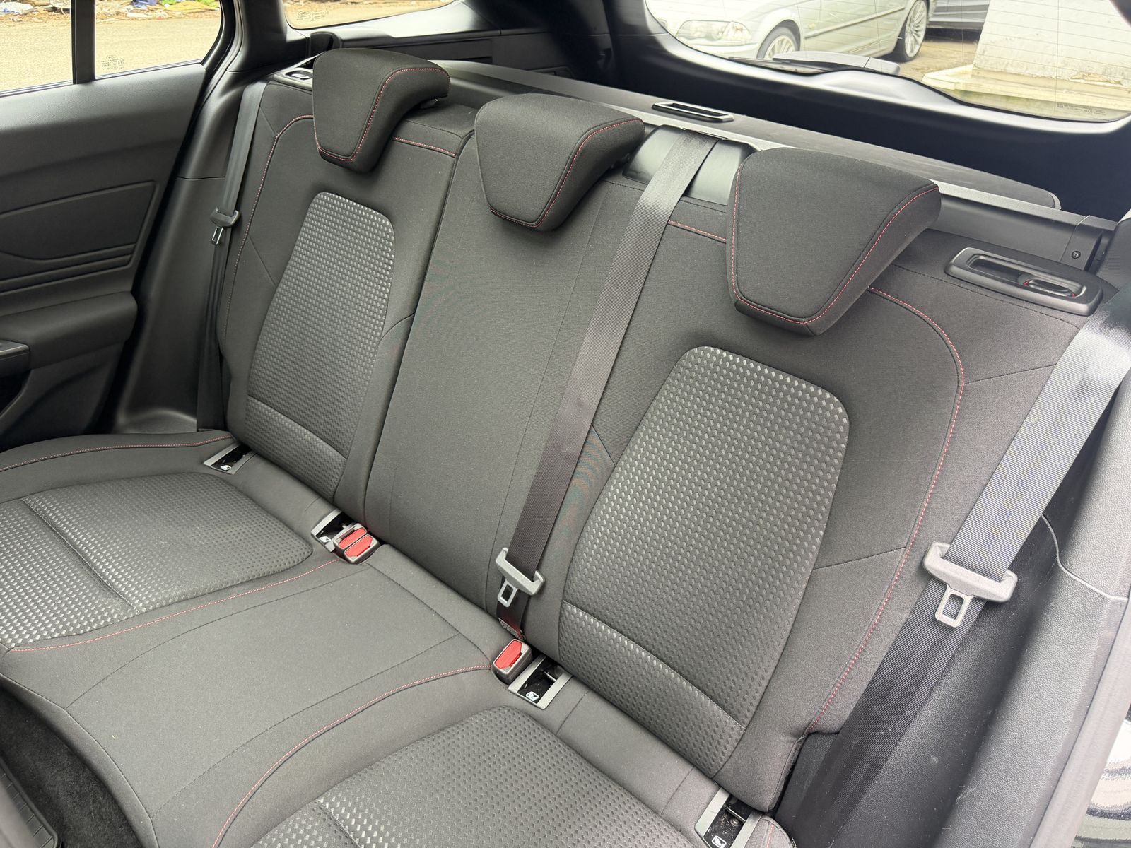 Ford Focus ST-Line LED Navi ACC-Tempomat Pano Kamera