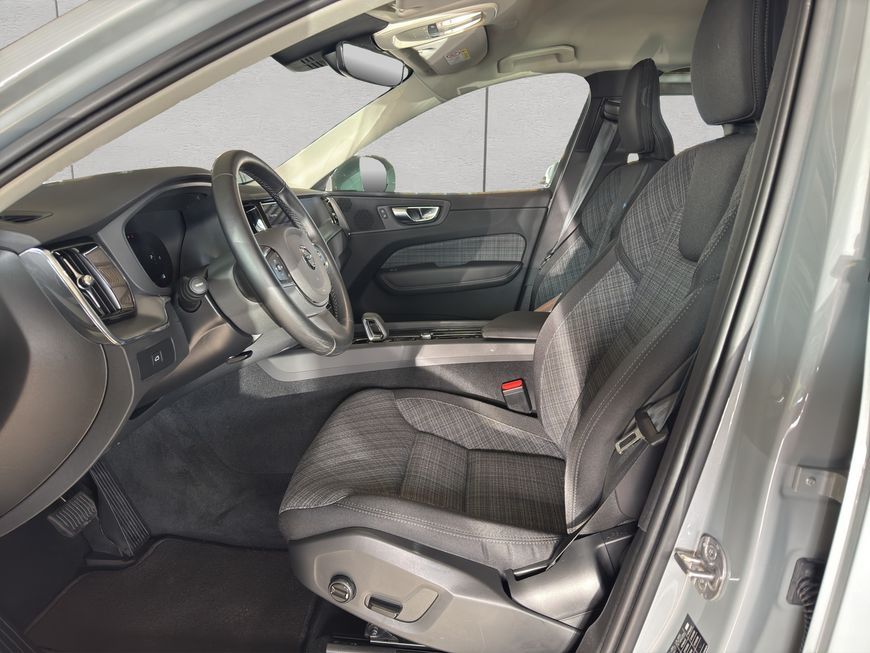 Volvo XC60 B5 B AWD Core