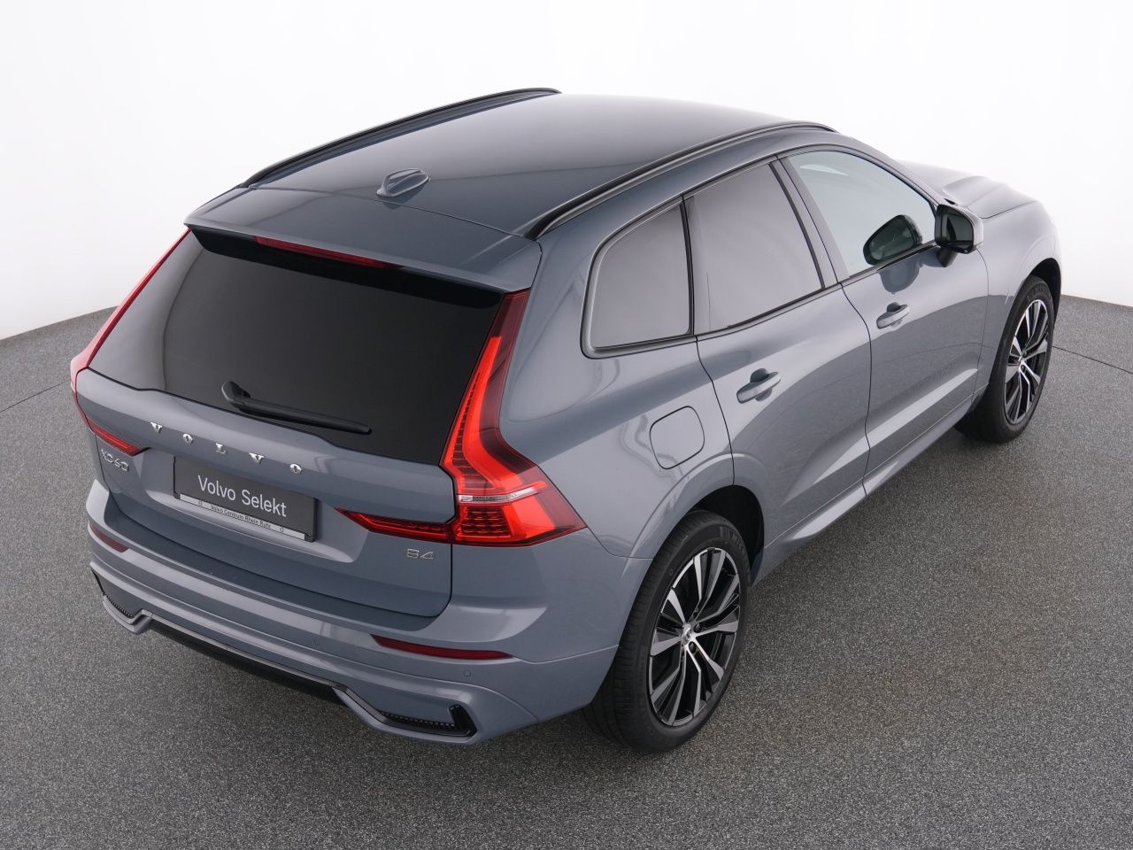 Volvo XC60 B4 Plus Dark+WINTERPAK+MEMORY+LM20+RFK+DAB+