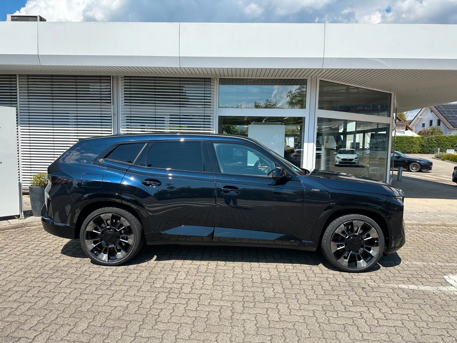 BMW XM 4.4 +Bowers/Wilkens +AHK +Multifunkt.sitze