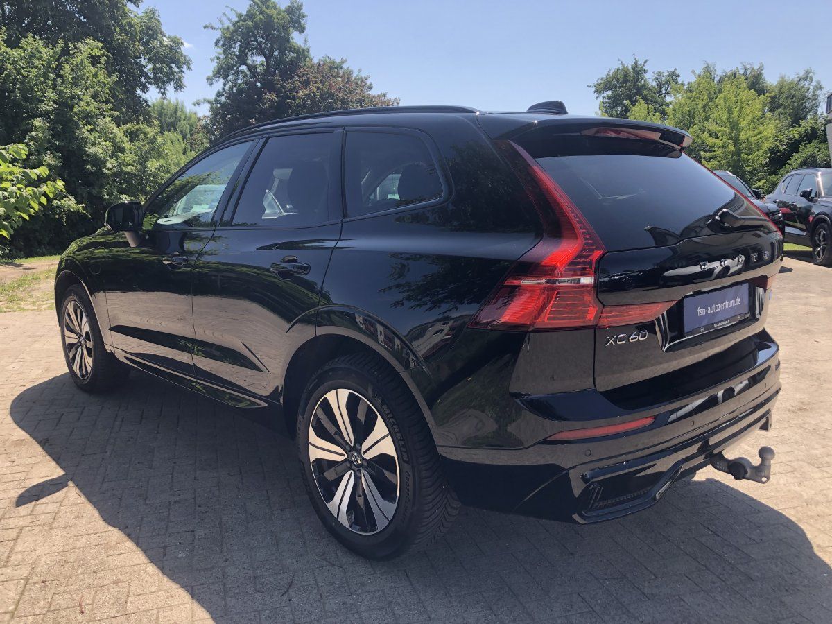 Volvo XC60 Plus Dark T8 AWD Anhängerzug