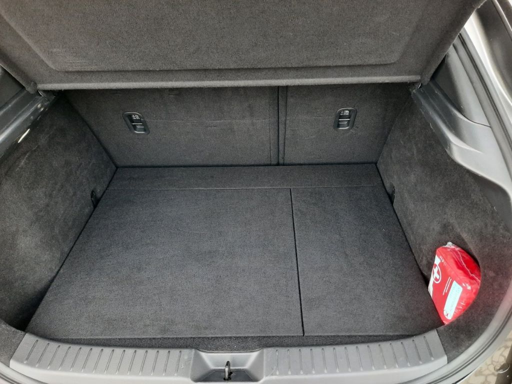 Mazda CX-30 2.5L e-SKYACTIV G 140ps Center-Line *Desig