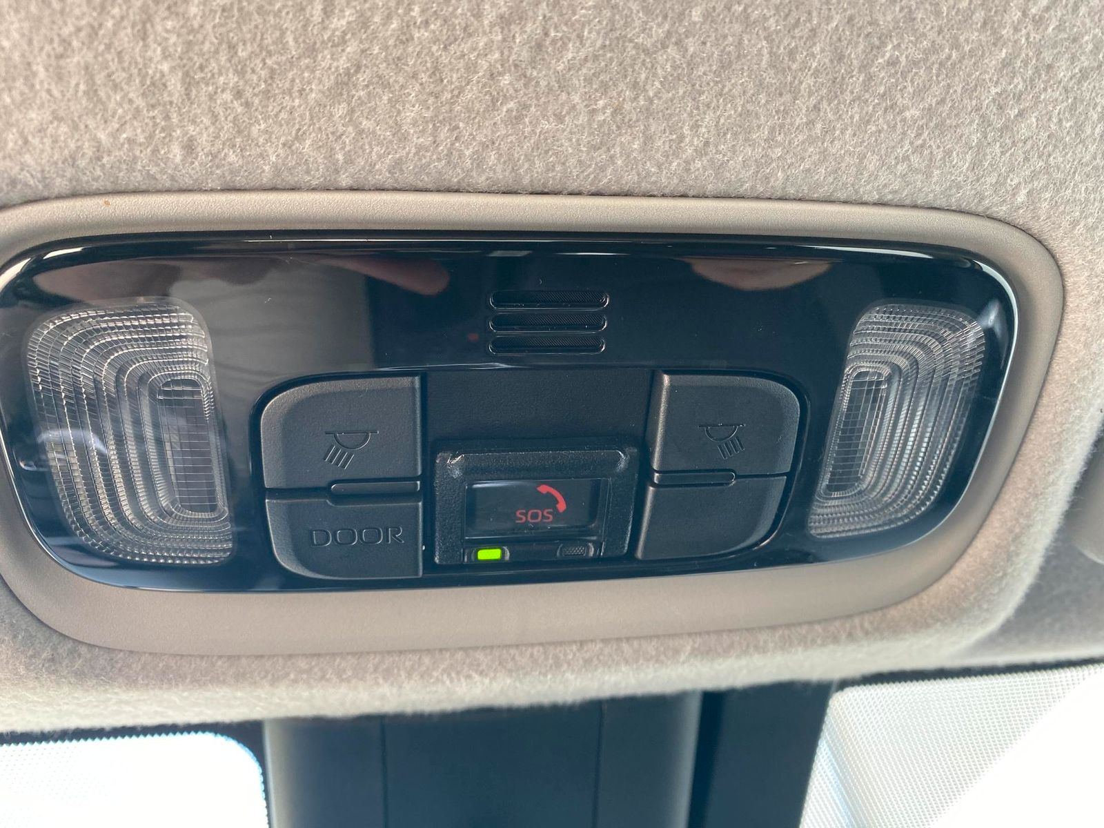 Toyota Yaris Cross 1.5 Hybrid AWD-i,SHZ,R-Cam,App-Co...