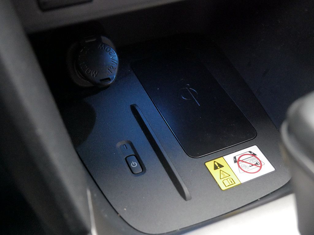 Toyota Yaris Cross 360 Grad SHZ KAMERA NAVI PDC ACC LED